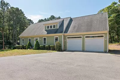 22 Cannon Hill Dr, Harwich, MA 02645 - Photo 4