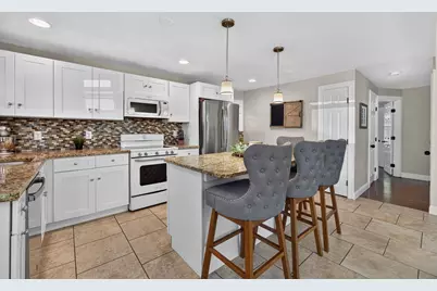 473 Foster Rd, Tewksbury, MA 01876 - Photo 6