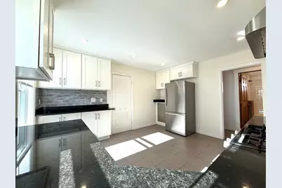 11 Melbourne Ave. #1, Newton, MA 02460 - Photo 1