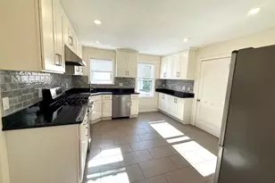11 Melbourne Ave, Newton, MA 02460 - Photo 6