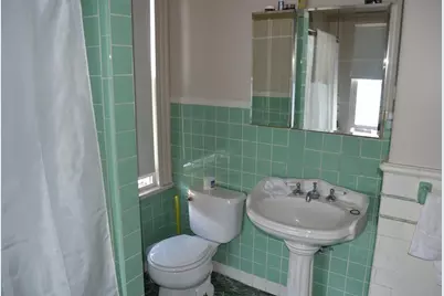 34 Chestnut St #3, Wakefield, MA 01880 - Photo 6