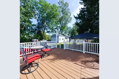 374 Pine St, Lowell, MA 01851 - Photo 42