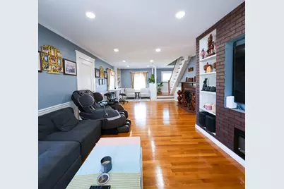 374 Pine St, Lowell, MA 01851 - Photo 6