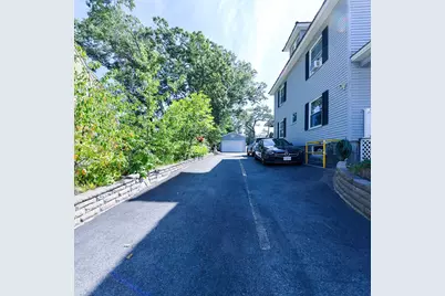 374 Pine St, Lowell, MA 01851 - Photo 38