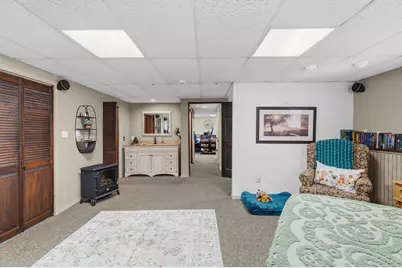 137 Doreen, New Bedford, MA 02745 - Photo 24