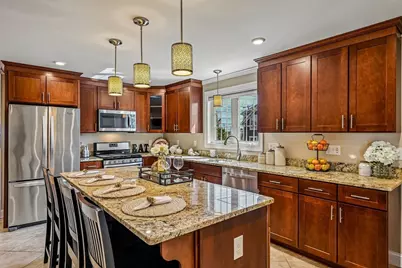 62-64 Hampshire St, Methuen, MA 01844 - Photo 6