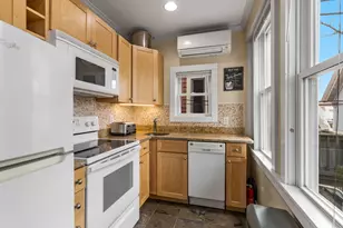 359 Commercial St, Provincetown, MA 02657 - Photo 14