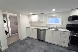60 Story, Essex, MA 01929 - Photo 2
