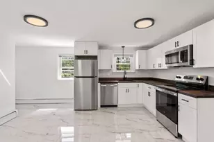 3 Hampton St, Worcester, MA 01604 - Photo 2
