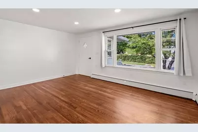 3 Hampton St, Worcester, MA 01604 - Photo 6