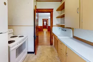 112 Greenwood St, Gardner, MA 01440 - Photo 2