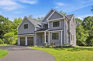 174 Winn St, Burlington, MA 01803 - Photo 1