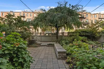 13 Wellington St, Boston, MA 02118 - Photo 16