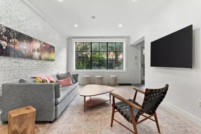 13 Wellington St, Boston, MA 02118 - Photo 14