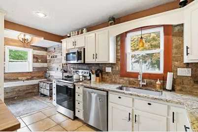 18 Vine, Milford, MA 01757 - Photo 8