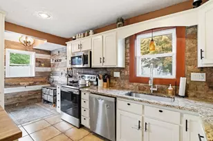 18 Vine, Milford, MA 01757 - Photo 8