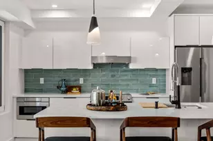 230 Friend St, Boston, MA 02114 - Photo 12