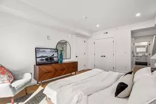 230 Friend St, Boston, MA 02114 - Photo 16