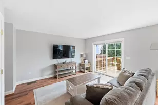 42 Longview Cir, Ayer, MA 01432 - Photo 8