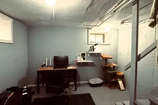 220 R Hamilton St, Cambridge, MA 02139 - Photo 6