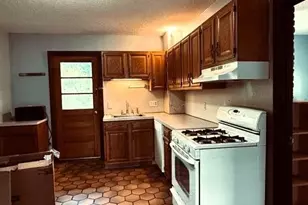 62 River St, Cambridge, MA 02139 - Photo 2