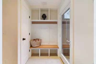 9B Mt. Auburn Street #B, Cambridge, MA 02138 - Photo 2