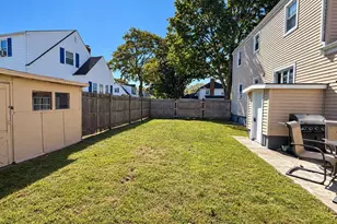 15 Puritan Rd, Beverly, MA 01915 - Photo 26