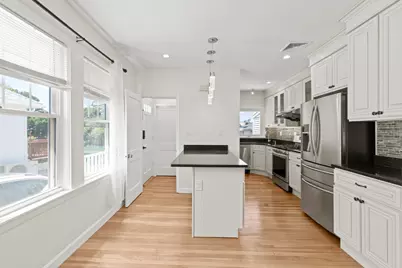 334 Sea St, Quincy, MA 02169 - Photo 12