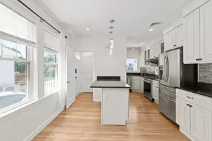 334 Sea St, Quincy, MA 02169 - Photo 12