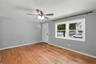 53 Silver St, Springfield, MA 01107 - Photo 20