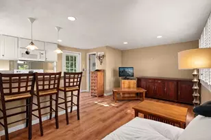 57 Hillcrest St, Waltham, MA 02451 - Photo 8