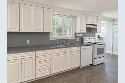 1575 Wilbraham Rd, Springfield, MA 01119 - Photo 2