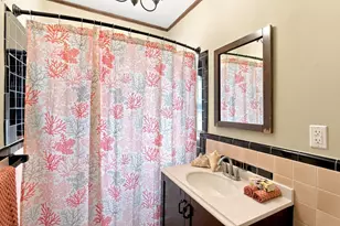 6 Menlo St, Boston, MA 02135 - Photo 26