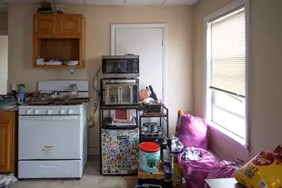 46 Millbury St, Worcester, MA 01610 - Photo 14