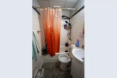 46 Millbury St, Worcester, MA 01610 - Photo 12