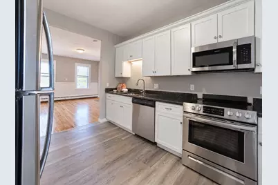 320 Hamilton St, Worcester, MA 01604 - Photo 6