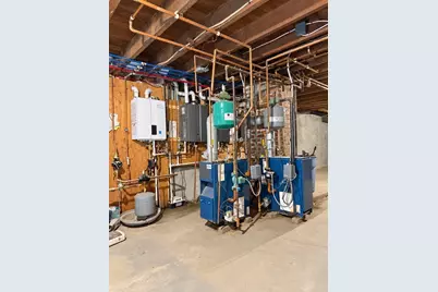 320 Hamilton St, Worcester, MA 01604 - Photo 16