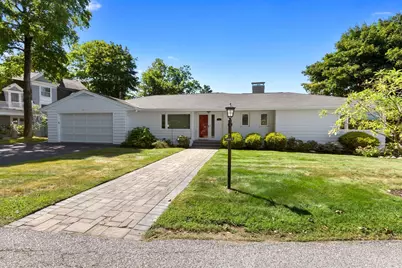4 Arlington Ter, Haverhill, MA 01830 - Photo 4
