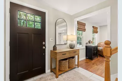 55 Hartford Ave E, Mendon, MA 01756 - Photo 4