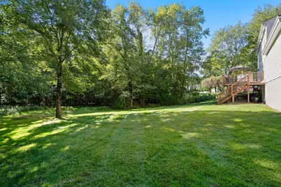 55 Hartford Ave E, Mendon, MA 01756 - Photo 22