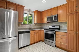 31 Madison Ave, Sharon, MA 02067 - Photo 4