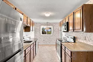 12 Ledgewood Way, Peabody, MA 01960 - Photo 16