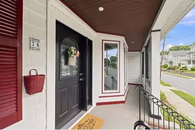 78 Oak St, Wakefield, MA 01880 - Photo 4