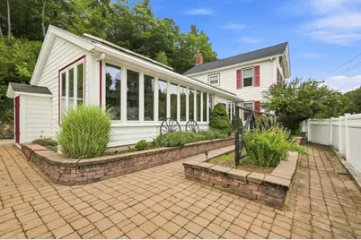 78 Oak St, Wakefield, MA 01880 - Photo 34