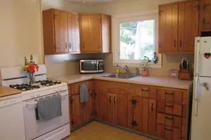 76 Surrey Rd, Springfield, MA 01118 - Photo 8
