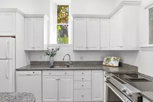 70 Mt Vernon St, Boston, MA 02108 - Photo 6