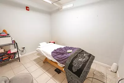 719 Washington St #1, Newton, MA 02458 - Photo 8