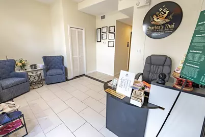719 Washington St #1, Newton, MA 02458 - Photo 4