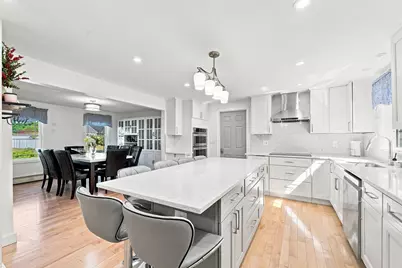 5 Lady Slipper Ln, Methuen, MA 01844 - Photo 4