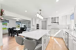 5 Lady Slipper Ln, Methuen, MA 01844 - Photo 4